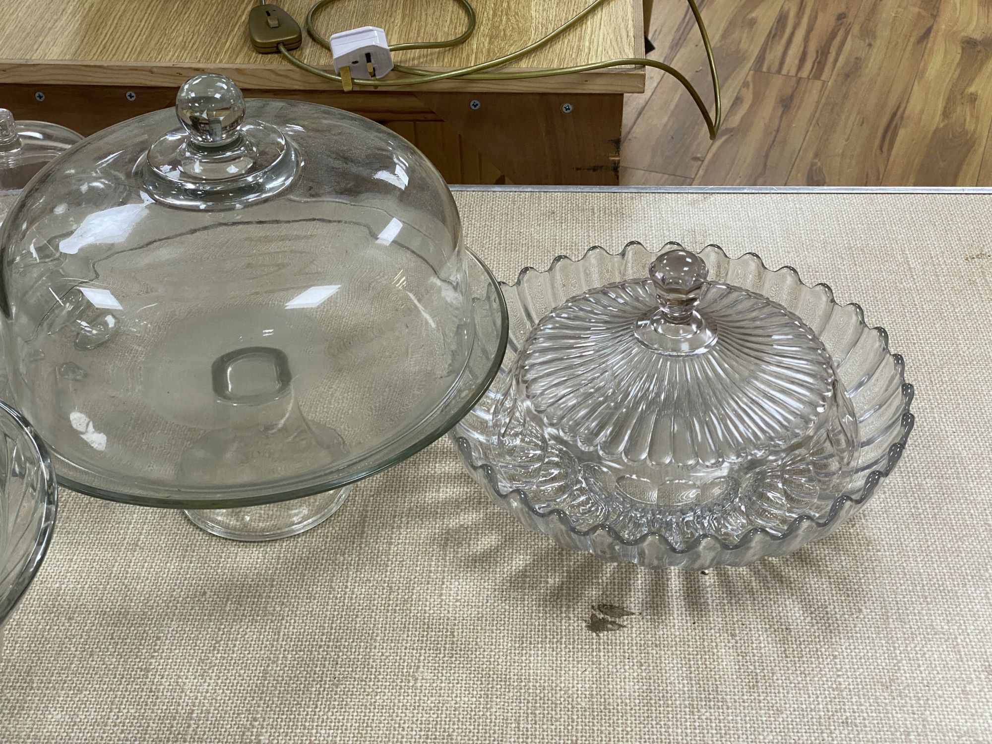 A mixed quantity of glass including a large oil lamp, reservoir and chimney